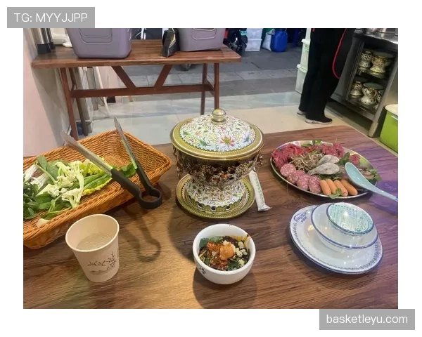 刷到李盈莹家的餐桌，我的外卖都开始自卑了